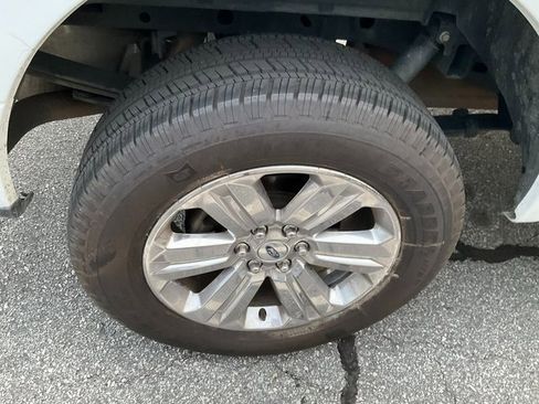 Used 2020 Ford F150 XLT w/ Equipment Group 302A Luxury image 14