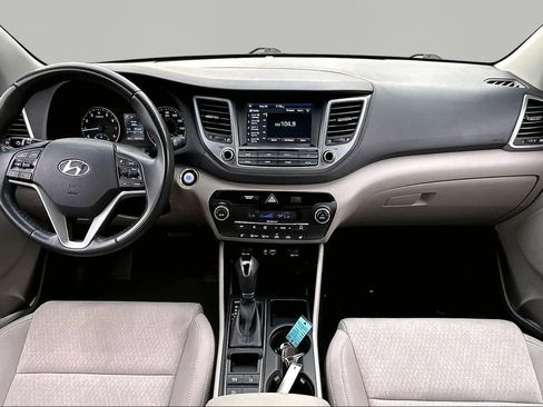 Used 2018 Hyundai Tucson Value w/ Cargo Package FWD image 7