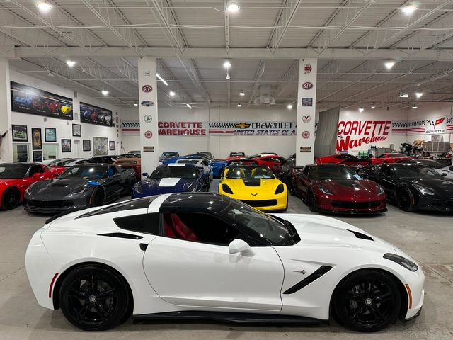 Used 2016 Chevrolet Corvette Stingray Coupe RWD image 5