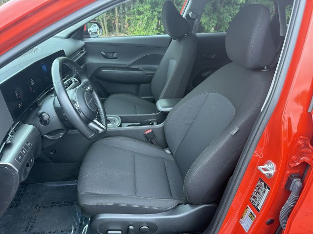 Used 2025 Hyundai Kona SEL FWD image 20