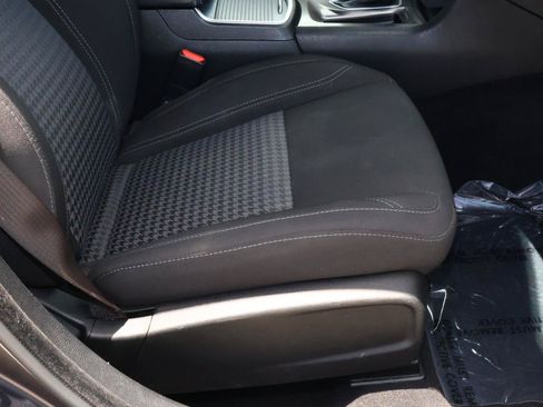 Used 2023 Dodge Charger SXT RWD image 17