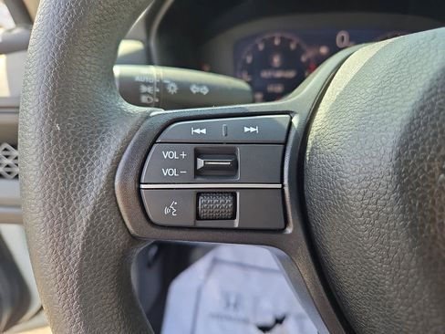 Used 2024 Honda Accord EX image 23