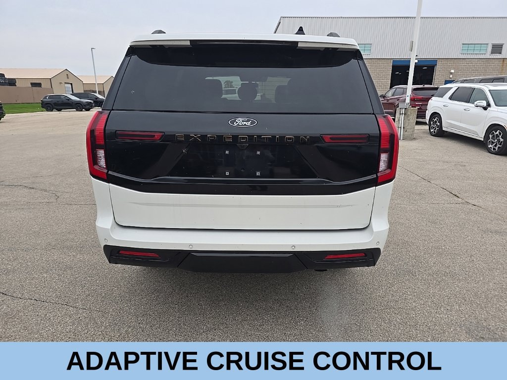 Used 2025 Ford Expedition Tremor AWD/4WD image 5