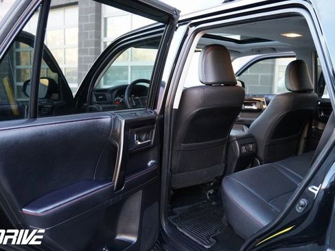 Used 2022 Toyota 4Runner TRD Off-Road Premium w/ Moonroof Package image 33