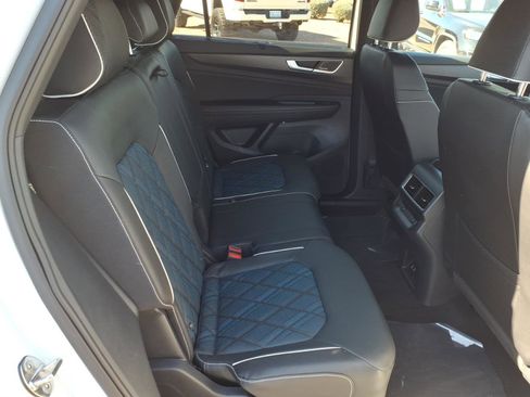 Certified 2025 Volkswagen Atlas Cross Sport SEL Premium R-Line image 14