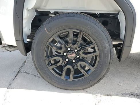 New 2026 GMC Sierra 1500 Elevation AWD/4WD image 6