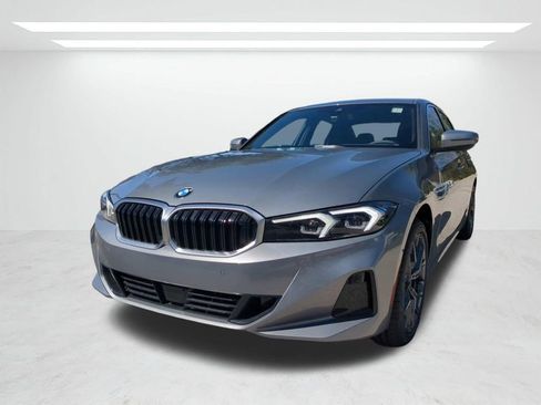 New 2026 BMW 330i Sedan w/ Premium Package image 8