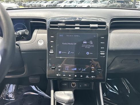 Certified 2023 Hyundai Tucson SEL w/ Convenience Package AWD/4WD image 18