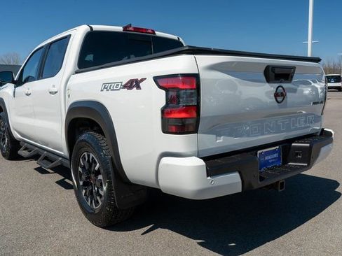Used 2023 Nissan Frontier PRO-4X w/ Technology Package AWD/4WD image 8