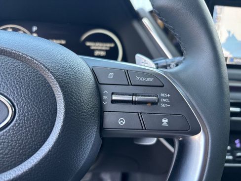 Used 2022 Hyundai Sonata Limited w/ Cargo Package image 17