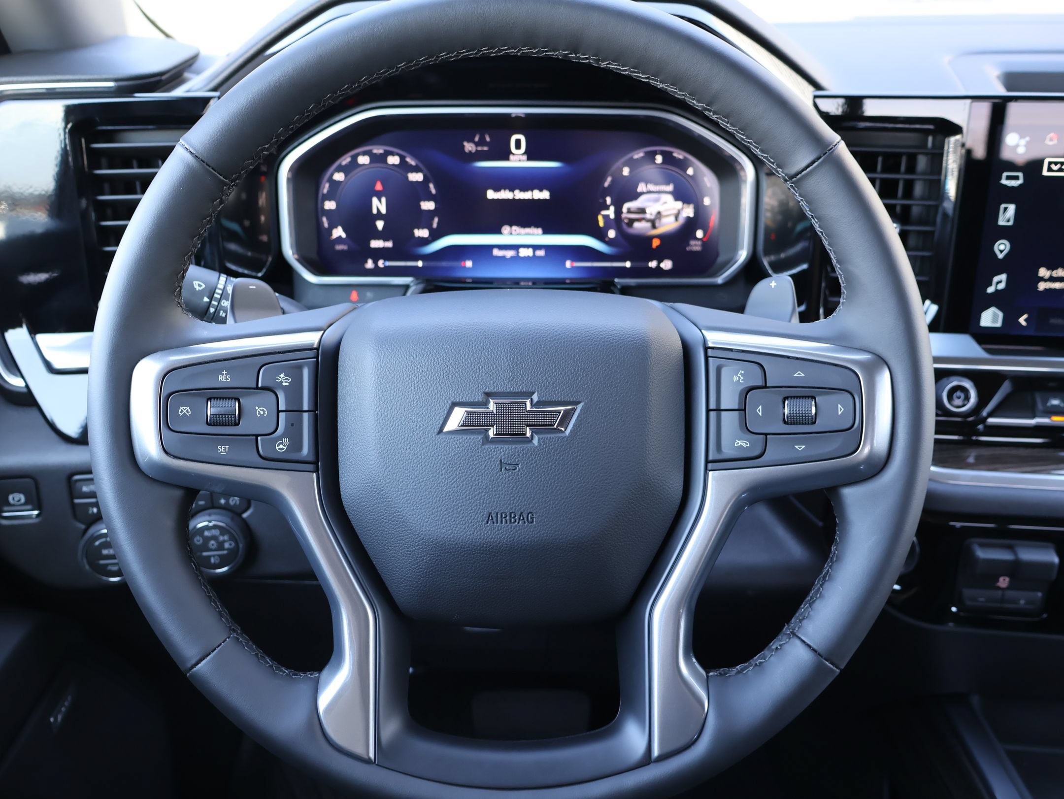 Used 2026 Chevrolet Silverado 1500 LT Trail Boss w/ LT Trail Boss Premium Package AWD/4WD image 13