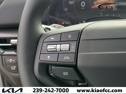 New 2026 Kia Sportage SX FWD image 24