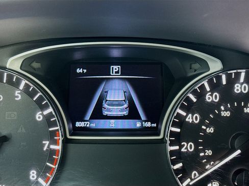 Used 2020 Nissan Pathfinder S image 8