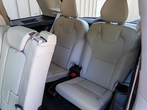 Used 2020 Volvo XC90 T5 Momentum AWD/4WD image 33