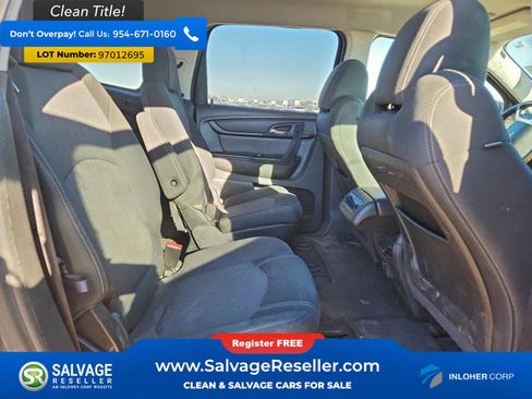 Used 2014 Chevrolet Traverse LT image 15