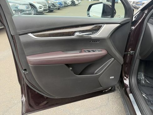 Used 2021 Cadillac XT6 Premium Luxury AWD/4WD image 10