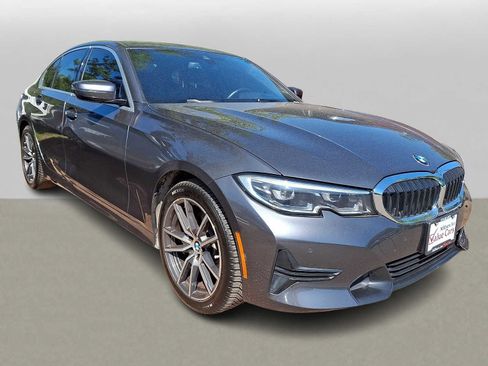 Used 2021 BMW 330i xDrive Sedan w/ Convenience Package AWD/4WD image 3