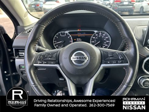 Used 2020 Nissan Sentra SR w/ Premium Package FWD image 6