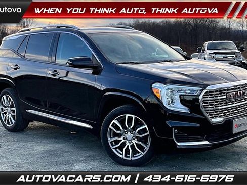 Used 2022 GMC Terrain Denali w/ Denali Premium Package image 1