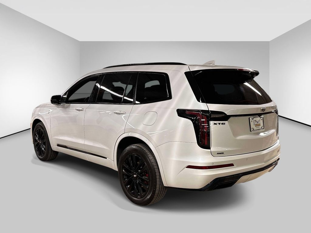Used 2023 Cadillac XT6 Sport w/ LPO, ONYX Package AWD/4WD image 3