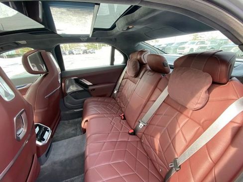 Used 2023 BMW 760i xDrive 760i xDrive image 24