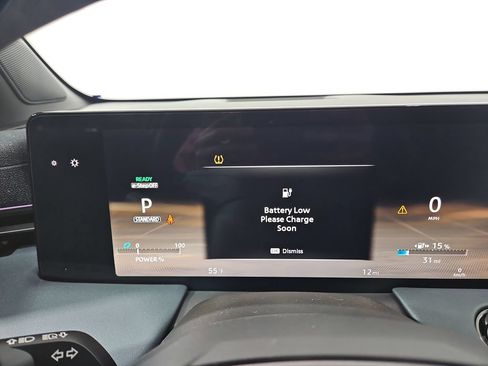 New 2026 Nissan Leaf Platinum+ w/ Cargo Package (Platinum+) FWD image 16