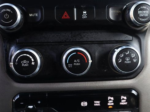 Used 2022 RAM 2500 Big Horn w/ Level A Equipment Group AWD/4WD image 36