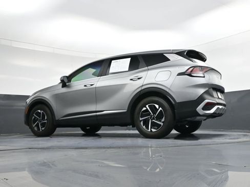 Used 2024 Kia Sportage LX image 39