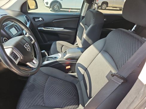 Used 2018 Dodge Journey SE w/ Connectivity Group image 13