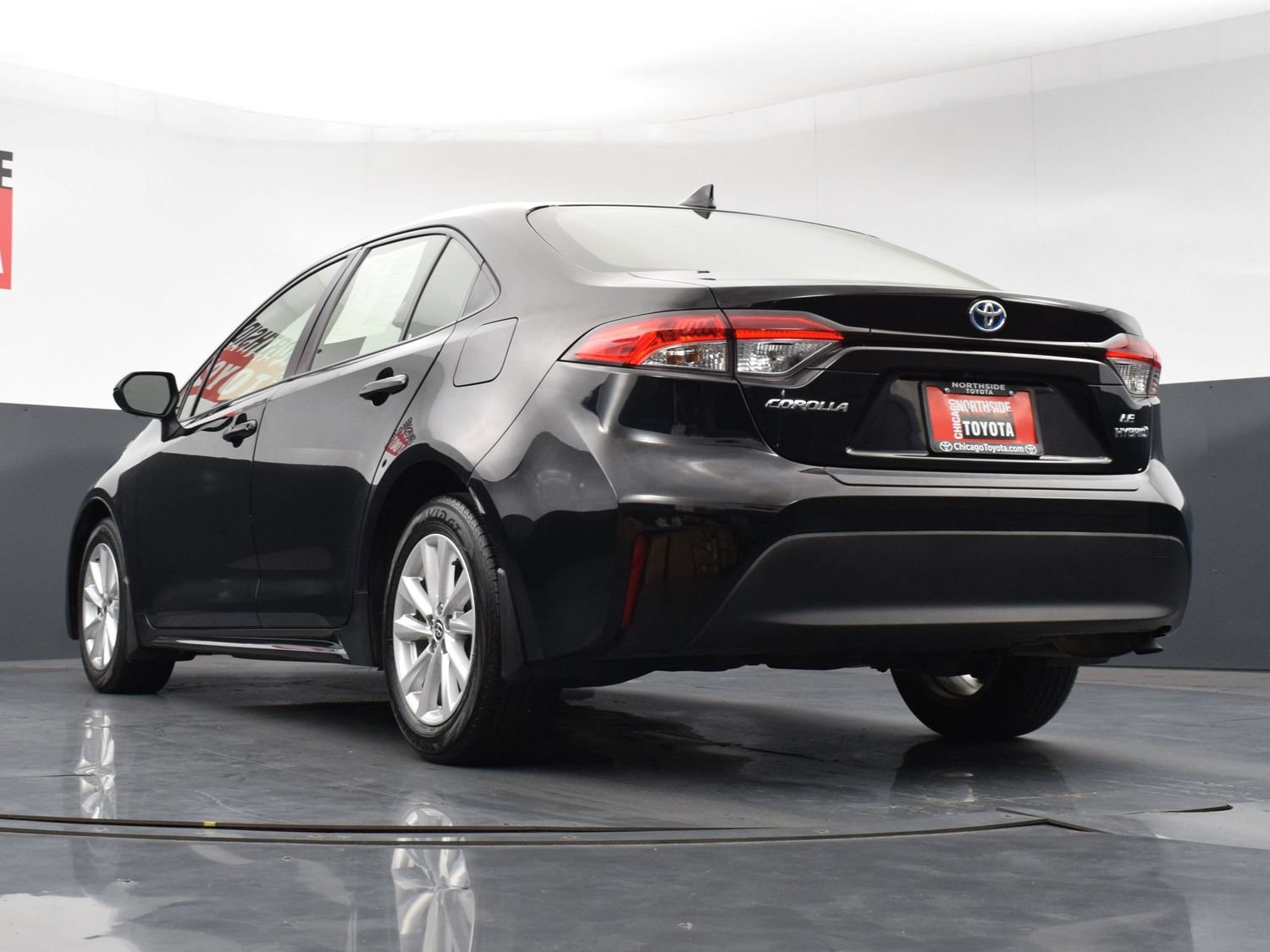 Used 2023 Toyota Corolla LE w/ LE Convenience Package FWD image 26