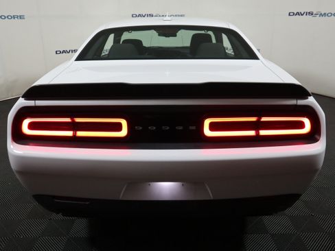 Used 2019 Dodge Challenger R/T Scat Pack RWD image 7