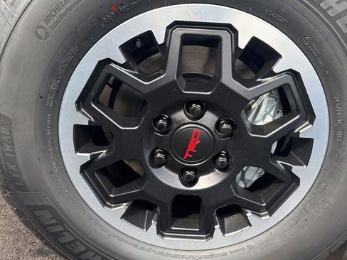 New 2026 Toyota 4Runner TRD Off-Road Premium AWD/4WD image 10
