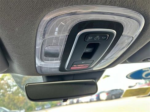 Certified 2025 Hyundai Elantra SEL image 34