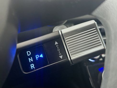 Used 2025 Hyundai Tucson Blue image 25