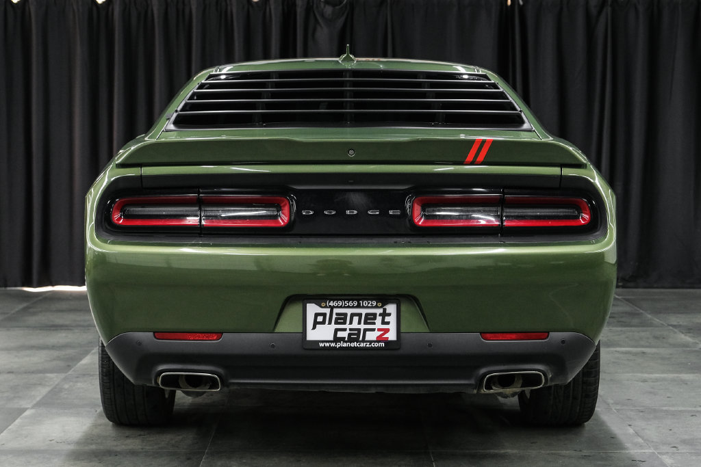 Used 2022 Dodge Challenger SXT w/ Plus Package RWD image 10