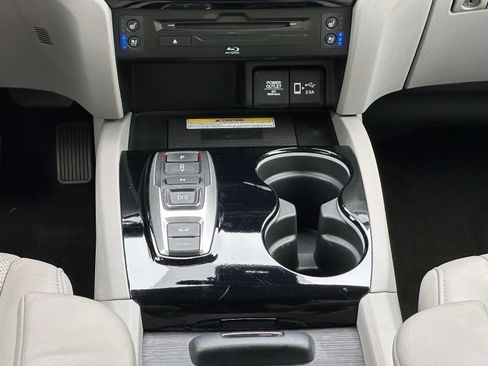 Used 2022 Honda Pilot Elite image 21