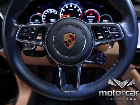 Used 2021 Porsche Cayenne Coupe w/ Premium Package image 29