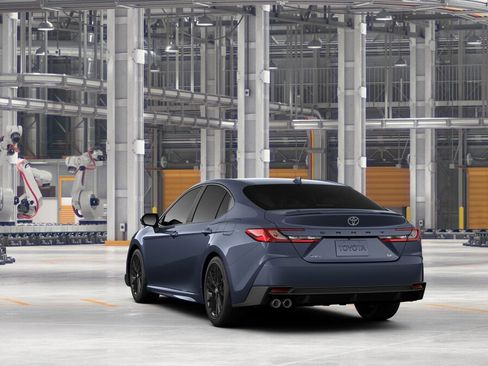 New 2026 Toyota Camry SE image 7