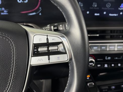 Certified 2023 Kia Telluride S w/ S Sunroof Package image 33