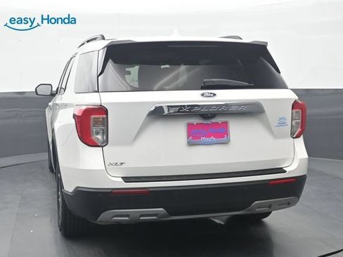 Used 2022 Ford Explorer XLT w/ Equipment Group 202A RWD image 6