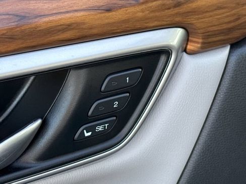 Used 2022 Honda CR-V Touring image 23