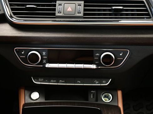 Certified 2023 Audi Q5 2.0T Premium Plus w/ Premium Plus Package AWD/4WD image 31