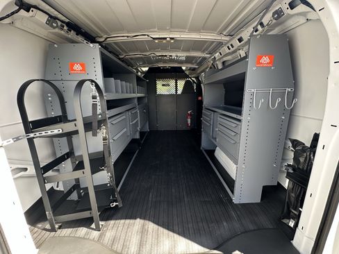 Used 2025 Chevrolet Express 2500 w/ Driver Convenience Package image 39