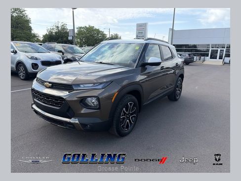 Used 2021 Chevrolet TrailBlazer ACTIV w/ Technology Package FWD image 1