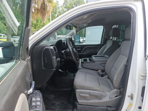 Used 2018 Chevrolet Silverado 1500 W/T w/ Special Service Package AWD/4WD image 10