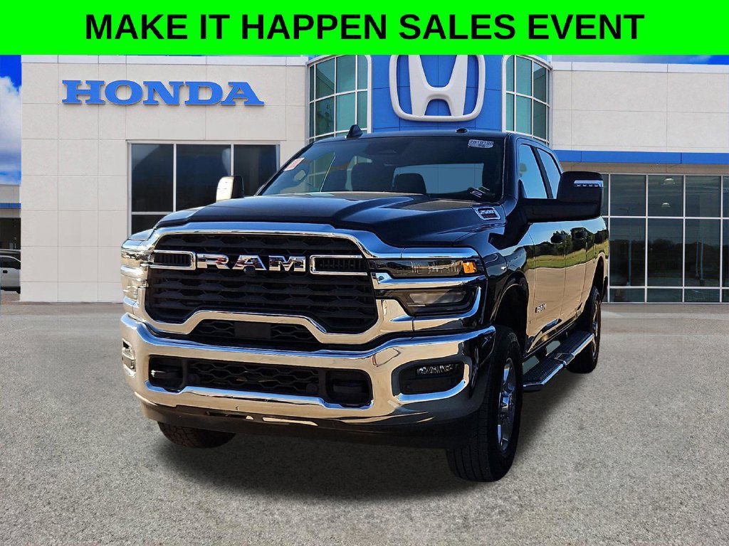 Used 2026 RAM 2500 Big Horn AWD/4WD image 3