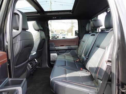 Used 2022 Ford F150 Lariat w/ Equipment Group 502A High AWD/4WD image 27