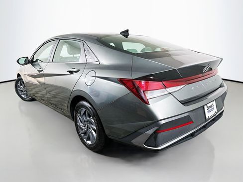 Certified 2024 Hyundai Elantra SEL image 5