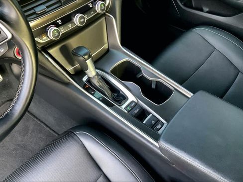 Used 2021 Honda Accord Sport image 16