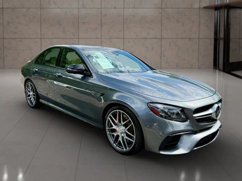 Used 2018 Mercedes-Benz E 63 AMG S image 14